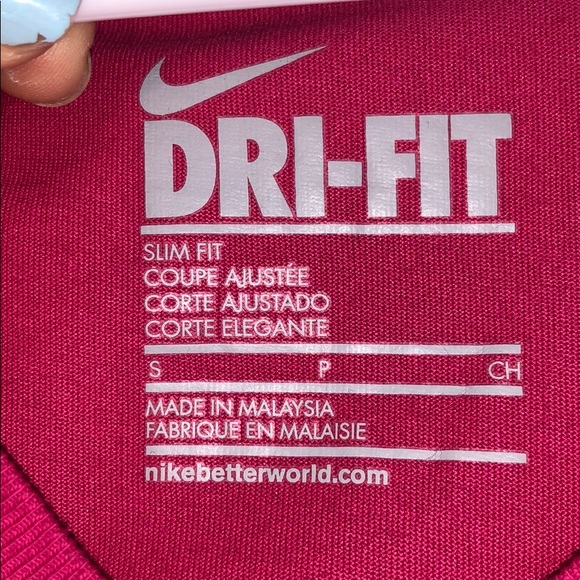 Pink Nike T-shirt - Picture 3 of 3